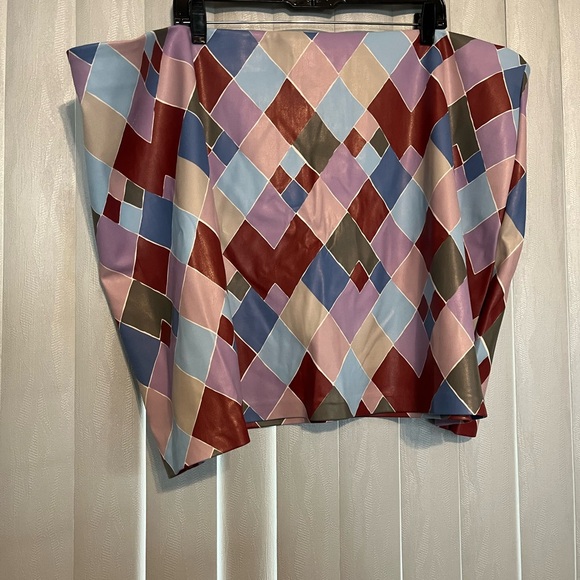 Eloquii Multicolor Diamond Pattern A-Line faux leather Skirt - Picture 2 of 8